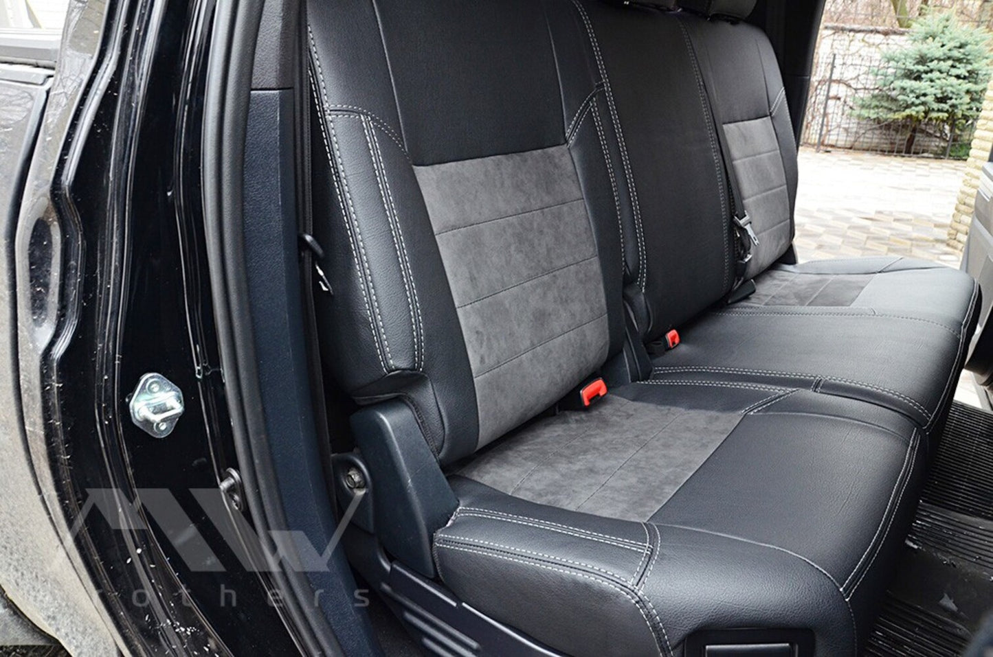 Set coprisedili su misura per Toyota Tundra 3 (XK50) (2014-2021), Leather Style