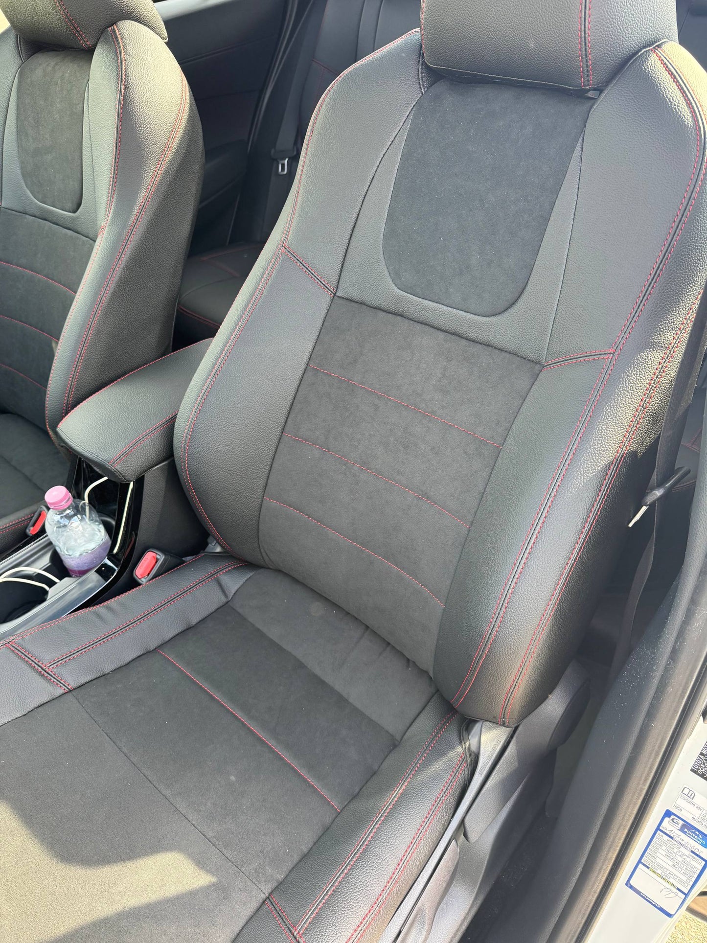 Set coprisedili su misura per Toyota Corolla Cross Hybrid (2021+), Leather style