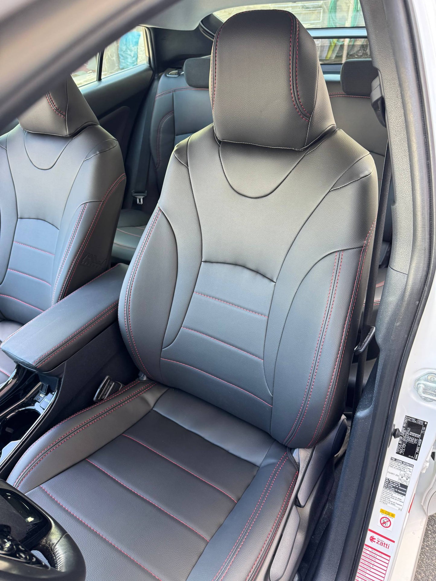Set coprisedili su misura per Toyota Prius 4 (XW50) (2016-2022), Comfort Style