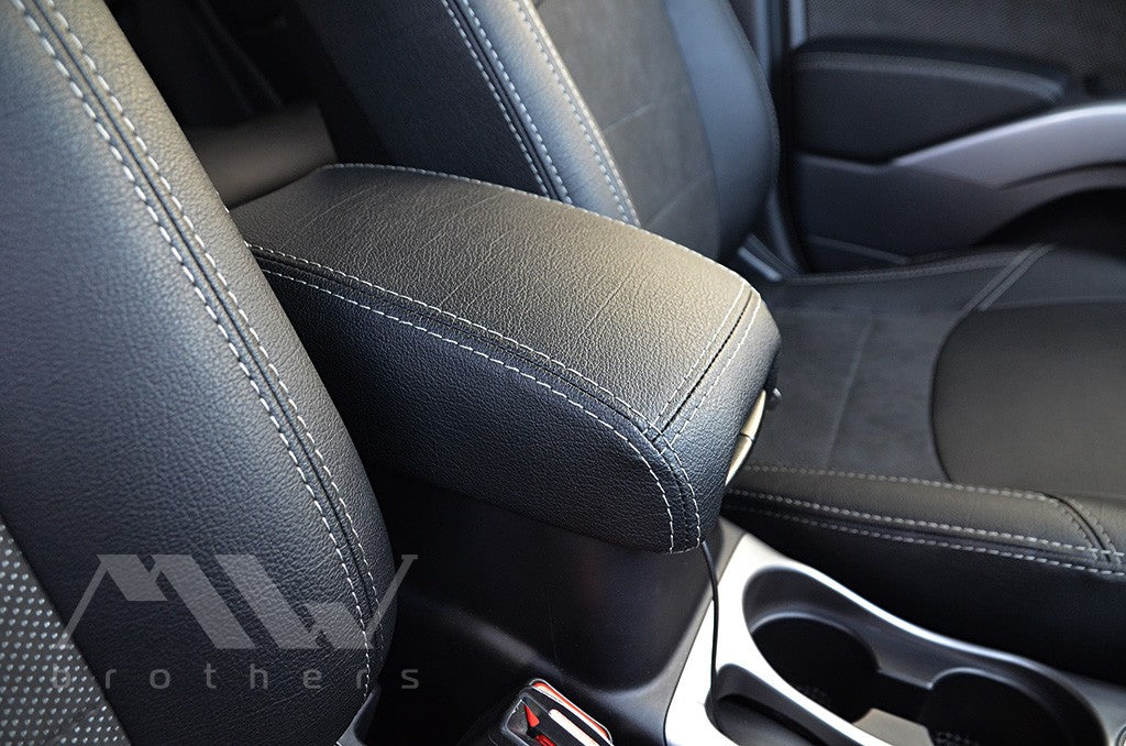 Set coprisedili su misura per Mitsubishi Outlander 2 (XL) (2006-2012), Leather Style
