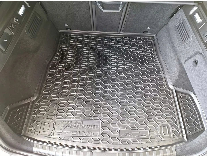 Tappetino di gomma per baule su misura per Alfa Romeo Stelvio (2017-oggi)