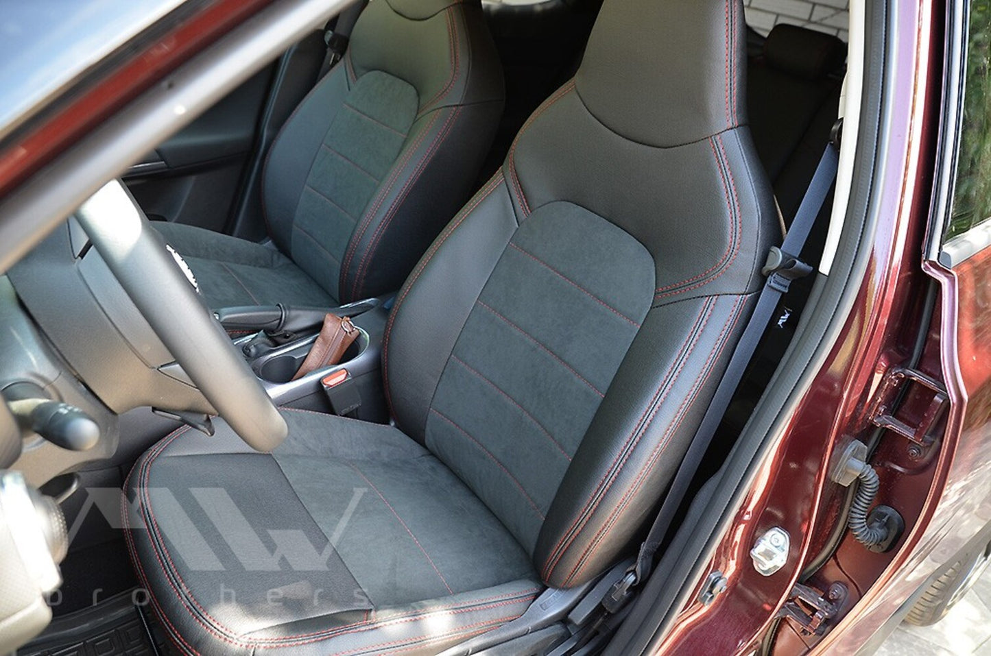 Set coprisedili su misura per Nissan Juke 2 (F16) (2019 in poi), Leather Style