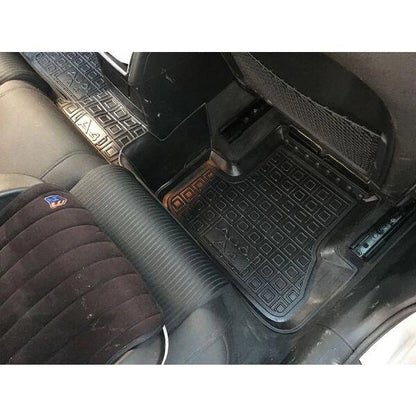 Set tappetini di gomma su misura per Audi A4 B8 (2008-2015)