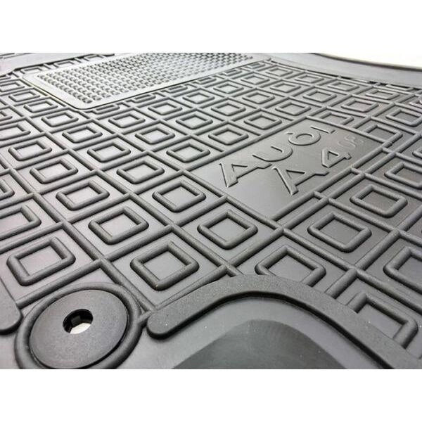 Set tappetini di gomma su misura per Audi A4 B8 (2008-2015)