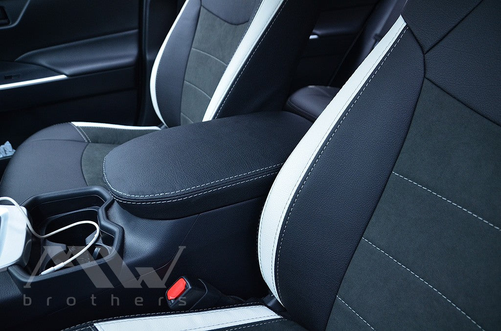 Custom-fit seat covers for Toyota Rav4 5 Hybrid (2018 - 2025), Leather style