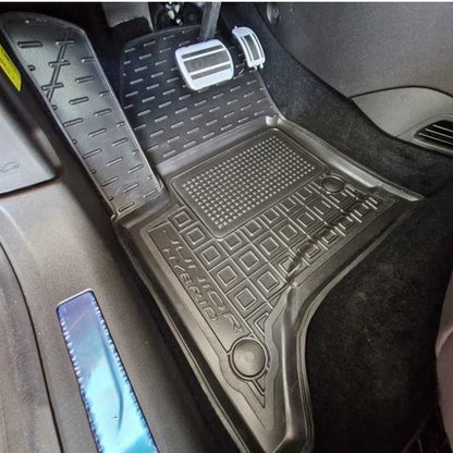 Set tappetini di gomma su misura per Alfa Romeo Junior (2024–oggi)