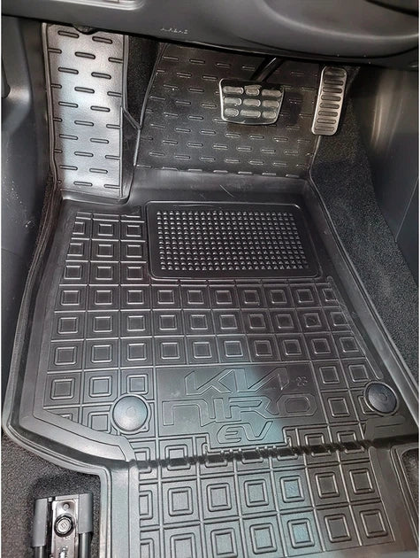 Set tappertini di gomma su misura per Kia Niro Hybrid SG2 (2023-oggi)