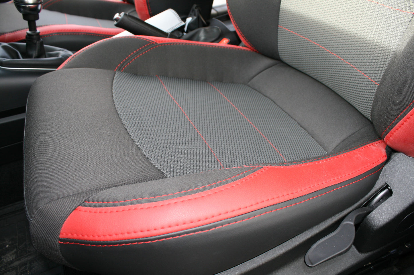 Set coprisedili su misura per Alfa Romeo Giulietta (2010-2020), Comfort Style