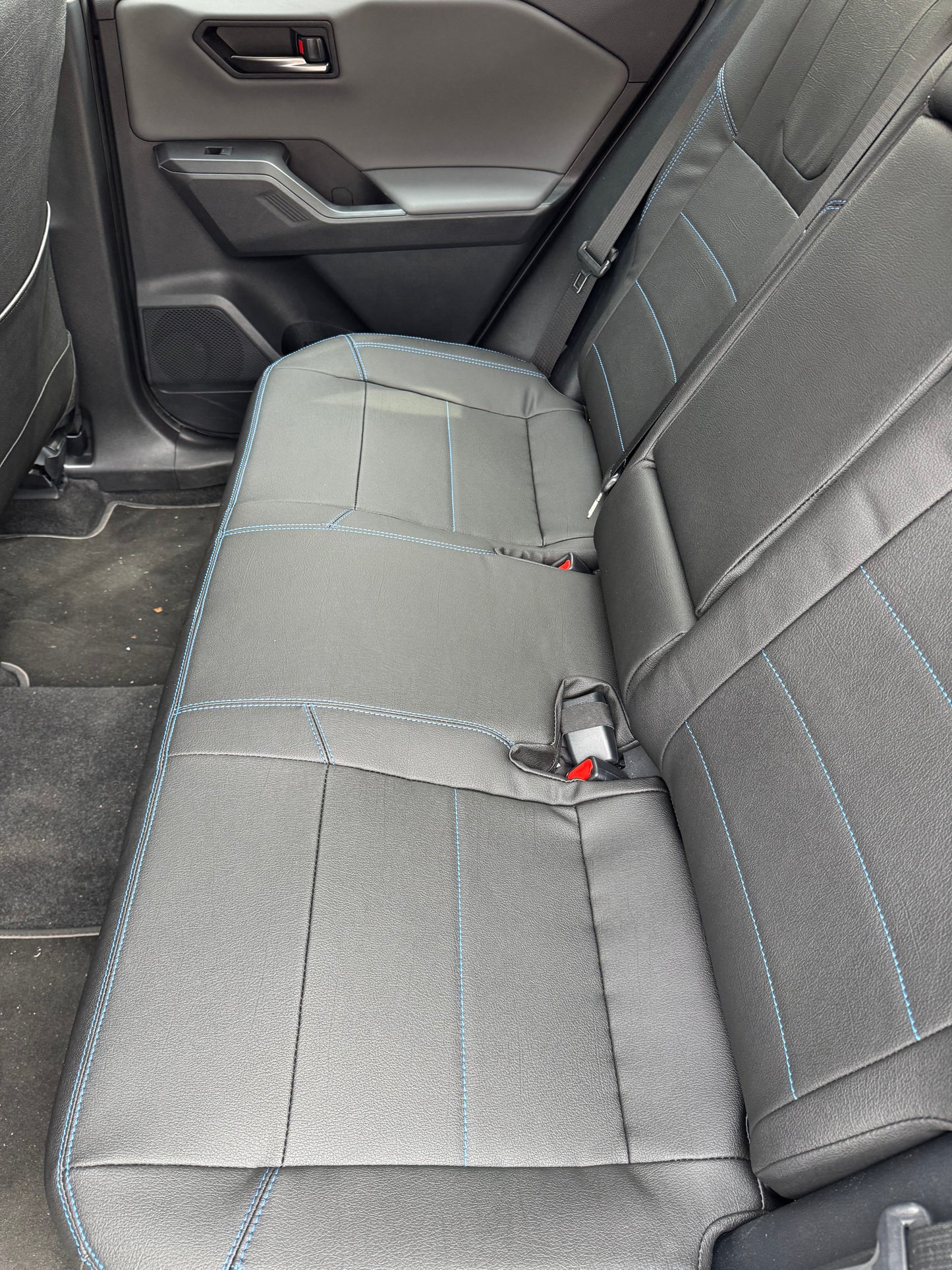 Set coprisedili su misura per Toyota RAV4 6 (XA60) (2025-oggi), Leather Style